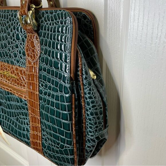 NWT Samantha Brown Croc Embossed Perfect Tote Travel Bag Green and Brown - Picture 11 of 11